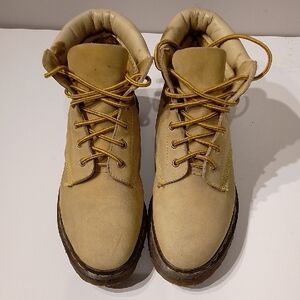 Dr. Martens Made In England The Original Air Vision Soles Leather Boots